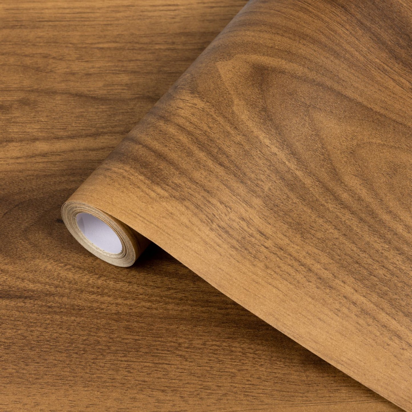 UMIGGEE Wood Peel and Stick Wallpaper 15.7-in x 118-in Wood Grain Contact Paper Removable Self-Adhesive Brown Wood Wall Paper Film for Furniture Decoratio Home Decor Wall Covering