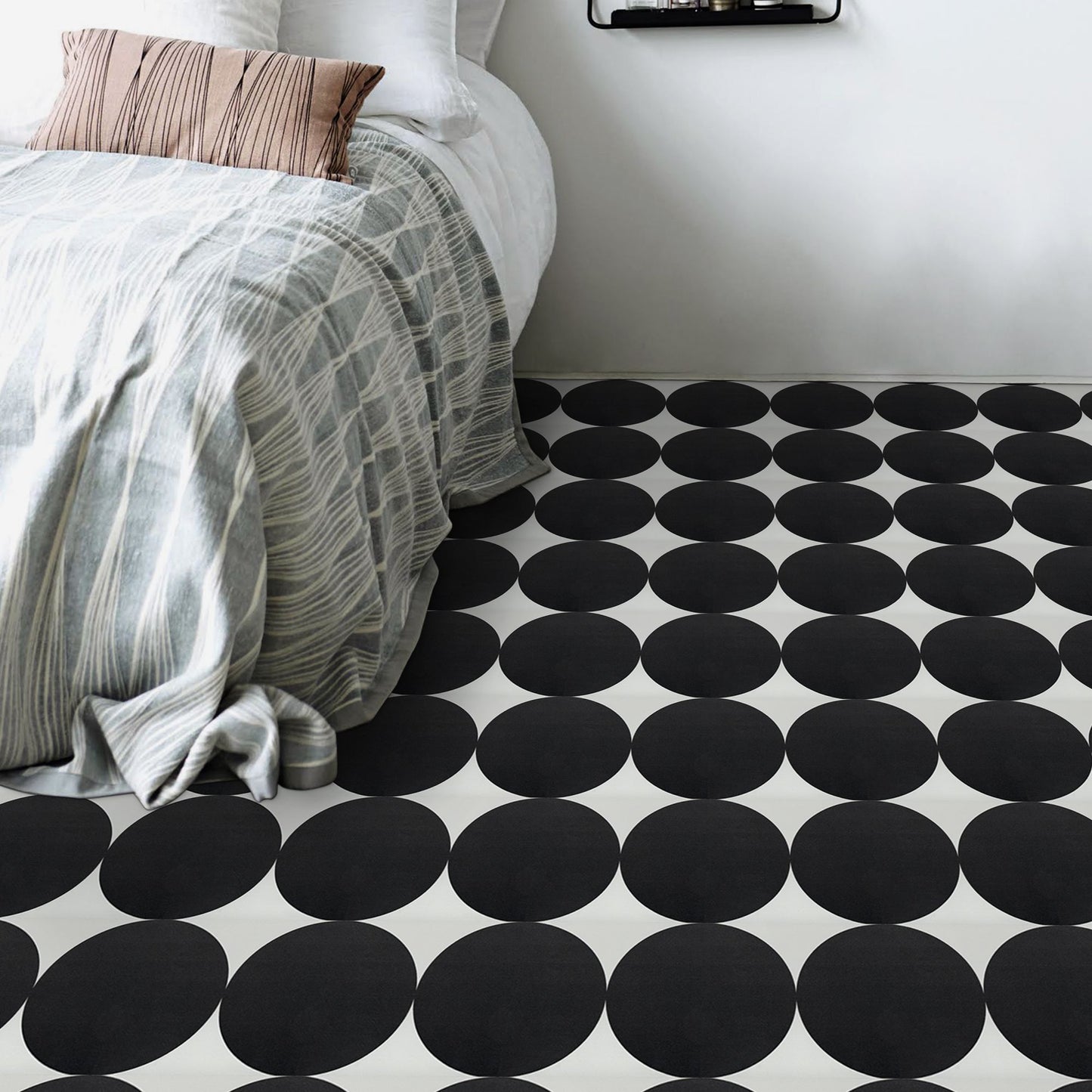 UMIGGEE Black Semi-circular Vinyl Flooring Tile 11.8"x11.8"x1.0mm (10-pcs) Peel and Stick Flooring Tile Self Adhesive Flooring Tile Home Decor for Kitchen Living Room (Cover 9.6 sq. ft./ Pack)