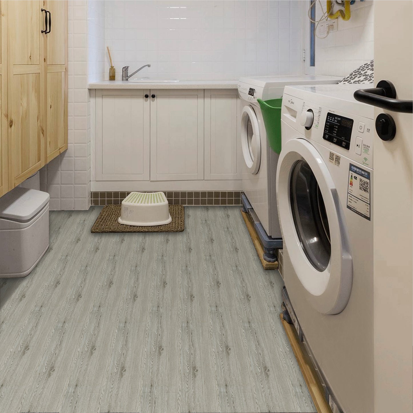 UMIGGEE Peel and Stick Vinyl Simulation Floor Tiles Each Volume Measures 15.7x236 Inches Willow Wood Grain Durable and Wear-Resistant Easy to Install and Clean Suitable for Living Rooms and Kitchens