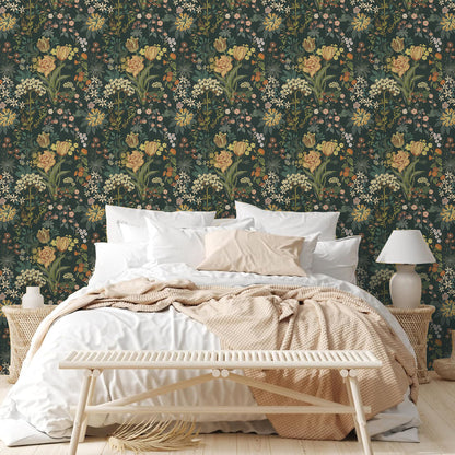 Abyssaly Floral Peel and Stick Wallpaper 17.7-in x 118-in Self-Adhesive Removable Vintage Wallpaper