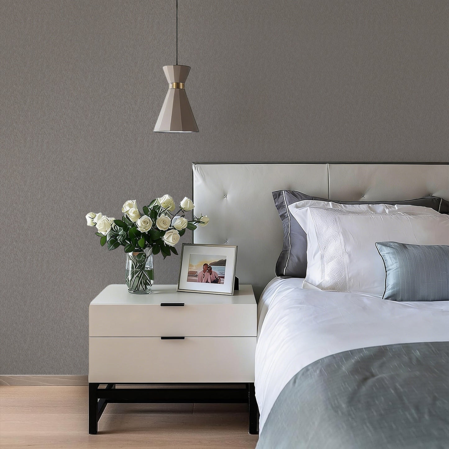 UMIGGEE 15.7-in x 118-in Silk Wallpaper Peel and Stick Solid Wallpaper Embossed Self Adhesive Textured Pattern Wallpaper Kitchen Counter Top Contact Paper Christmas
