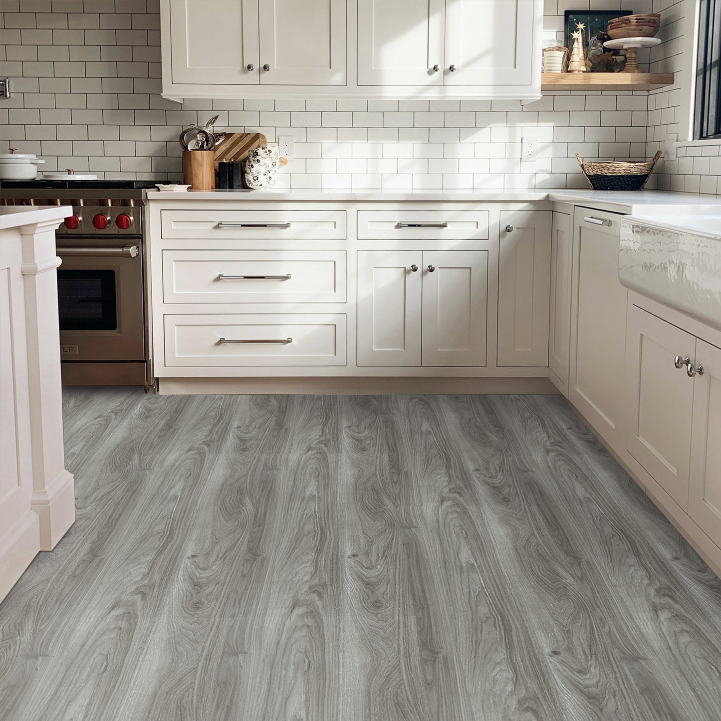 UMIGGEE Gray Peel and Stick Vinyl Flooring Roll 15.7-in x 236-in/25.7 Sq.Ft Thicken Self-Adhesive Vinyl Wood Grain Floor Wear-Resistant Easy DIY Install Home Decor