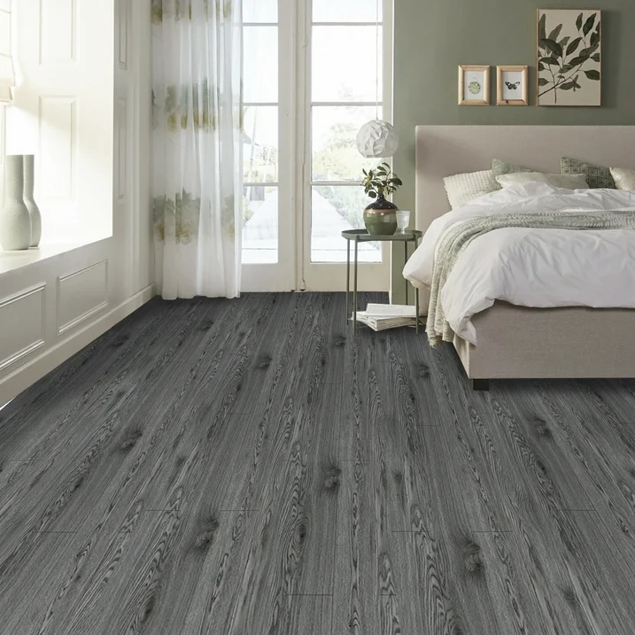 Lxcreat 196.8-in x 23.6-in Vinyl Flooring Gray Peel and Stick Roll Vinyl Floor Wood Plank Flooring Self Adhesive Vinyl Wood Grain Floor