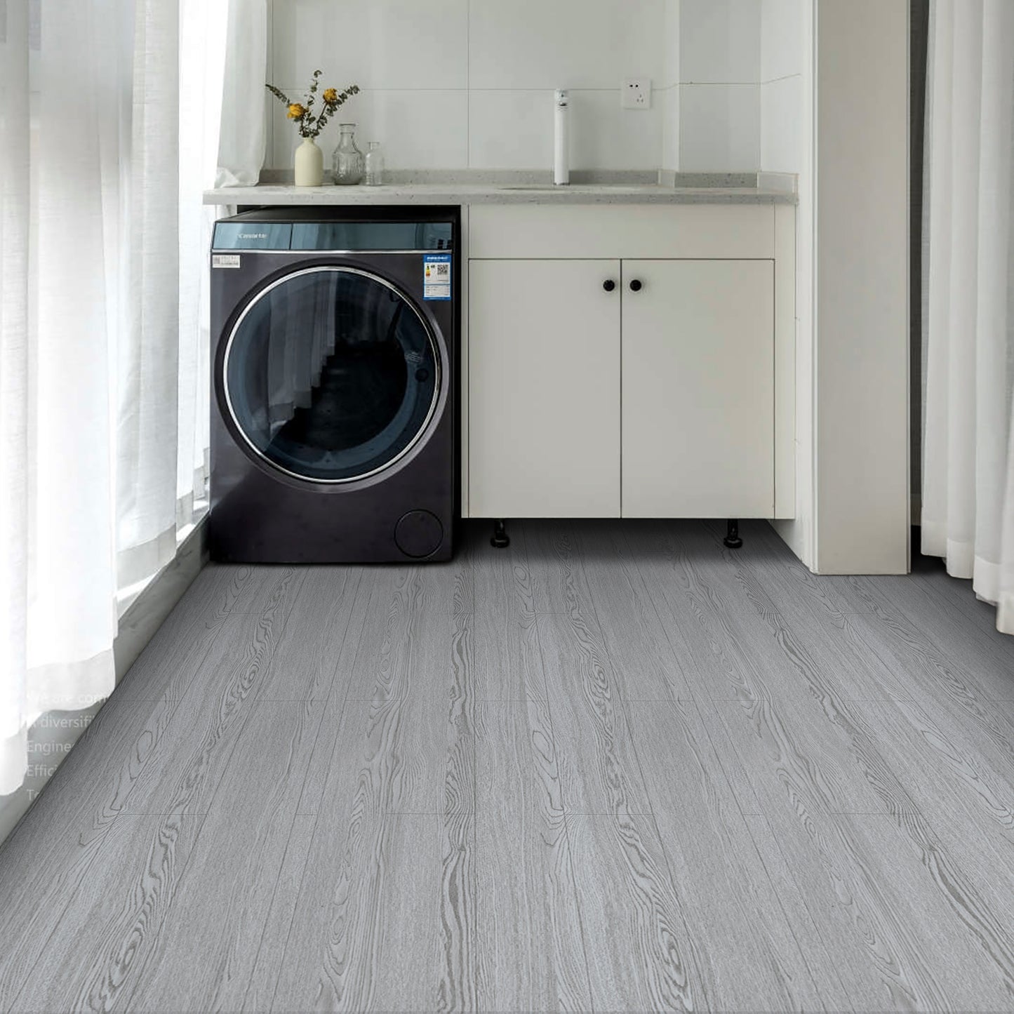 UMIGGEE Gray Peel and Stick Vinyl Flooring Roll 17.7-in x 118-in/14.5 Sq.Ft Thicken Self-Adhesive Vinyl Wood Grain Floor Wear-Resistant Easy DIY Install Home Decor