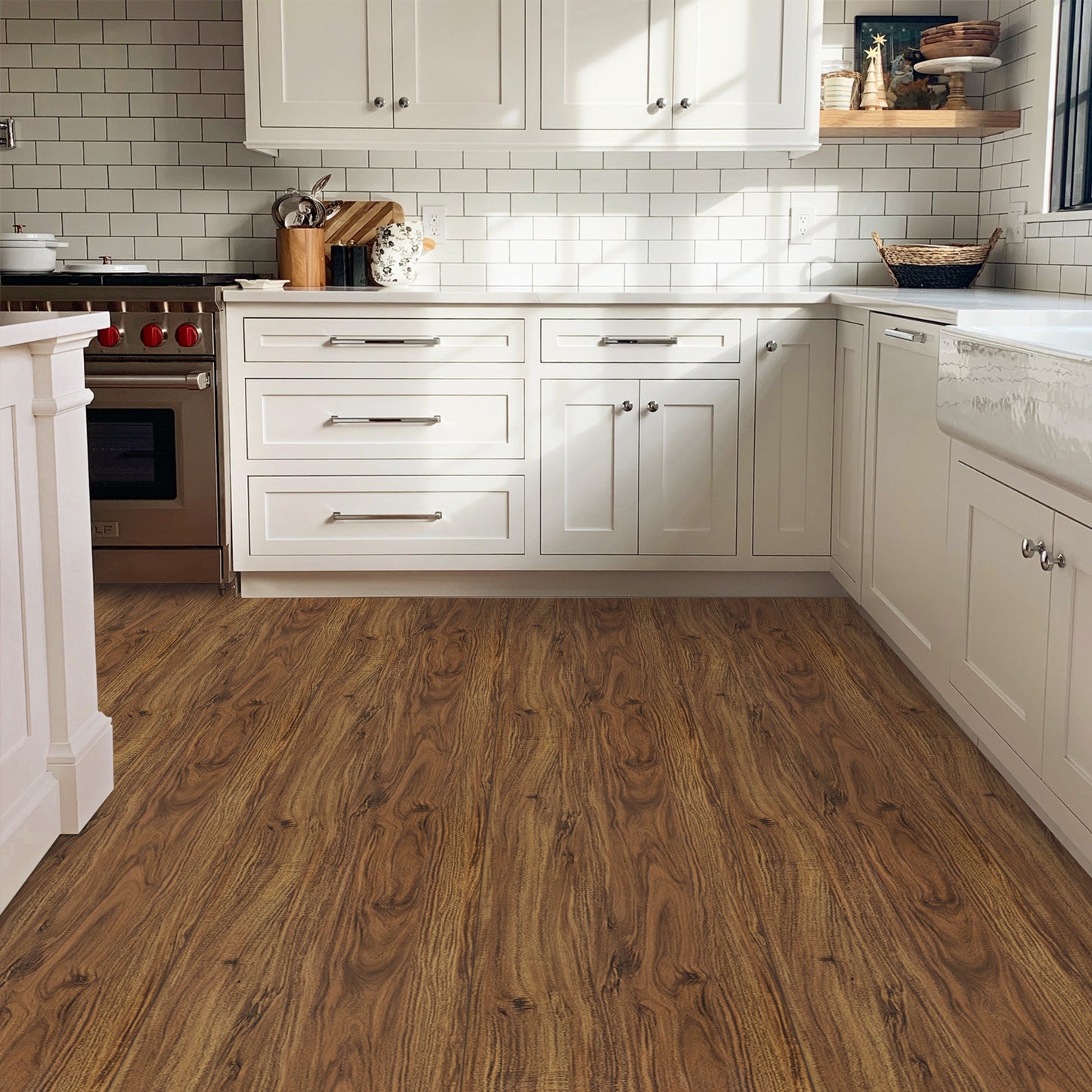 UMIGGEE Brown Peel and Stick Vinyl Flooring Roll 15.7-in x 118-in/12.8 Sq.Ft Thicken Self-Adhesive Vinyl Wood Grain Floor Wear-Resistant Easy DIY Install Home Decor