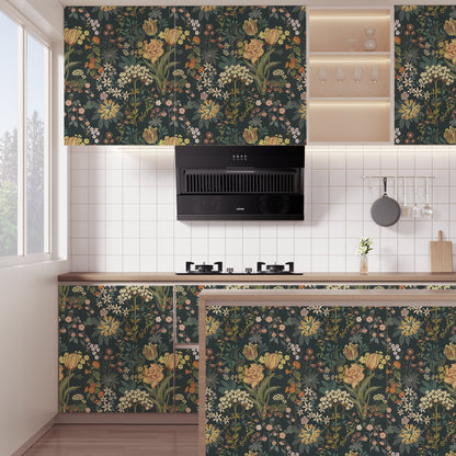 Abyssaly Floral Peel and Stick Wallpaper 17.7-in x 118-in Self-Adhesive Removable Vintage Wallpaper