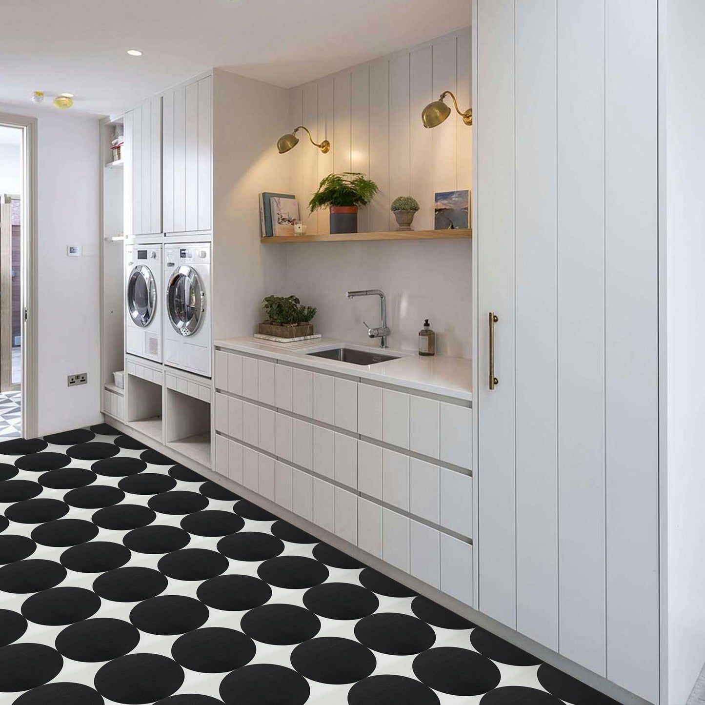 UMIGGEE Black Semi-circular Vinyl Flooring Tile 11.8"x11.8"x1.0mm (10-pcs) Peel and Stick Flooring Tile Self Adhesive Flooring Tile Home Decor for Kitchen Living Room (Cover 9.6 sq. ft./ Pack)